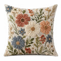 Dekokissen 45 x 45 cm aus Strukturgewebe Beige Mehrfarbig mit Blumenstickerei im Landhausstil